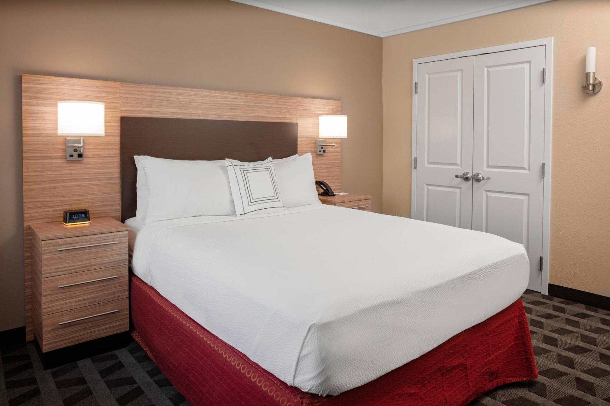 Towneplace Suites By Marriott Gainesville Exterior photo