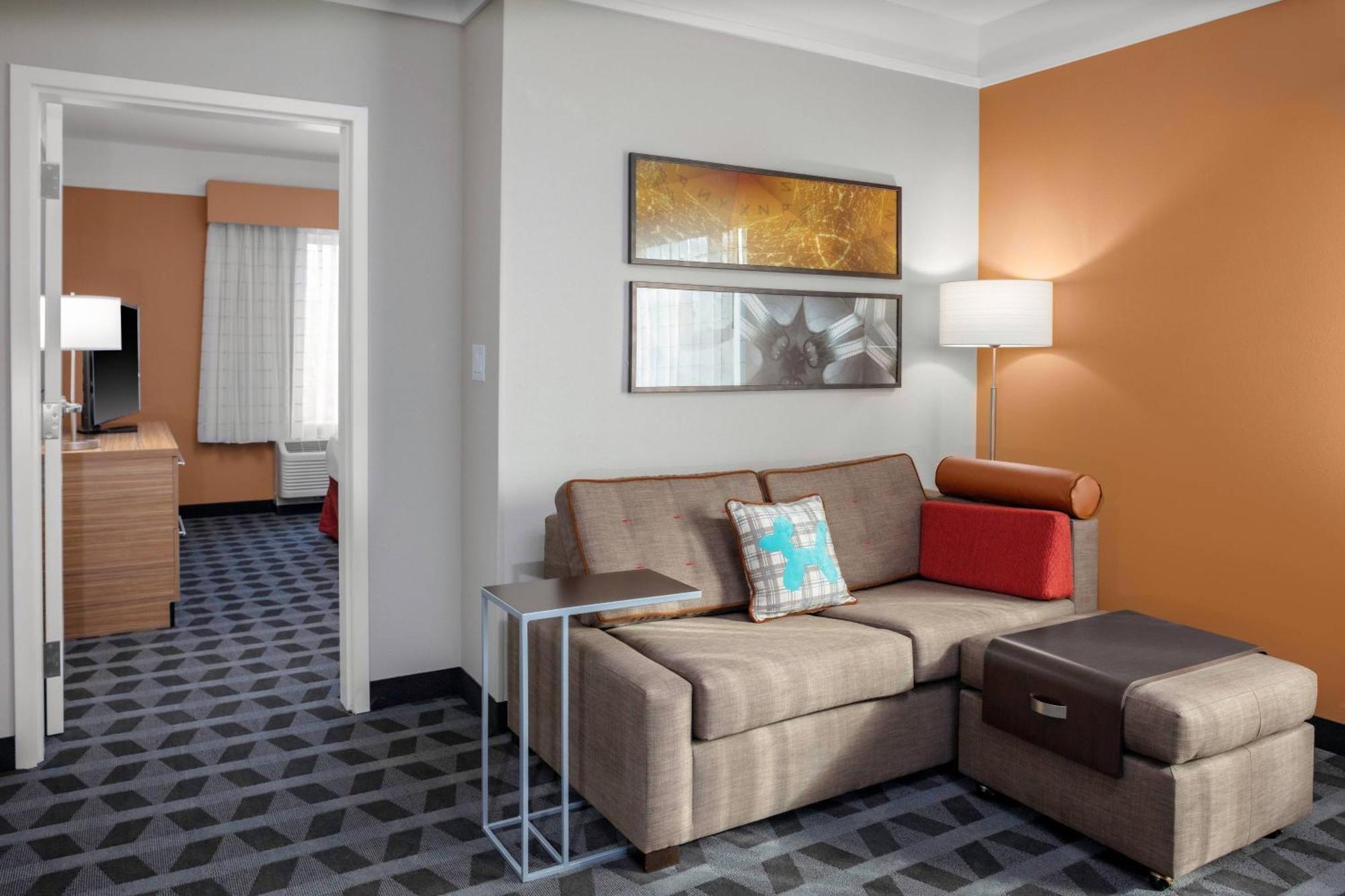 Towneplace Suites By Marriott Gainesville Exterior photo